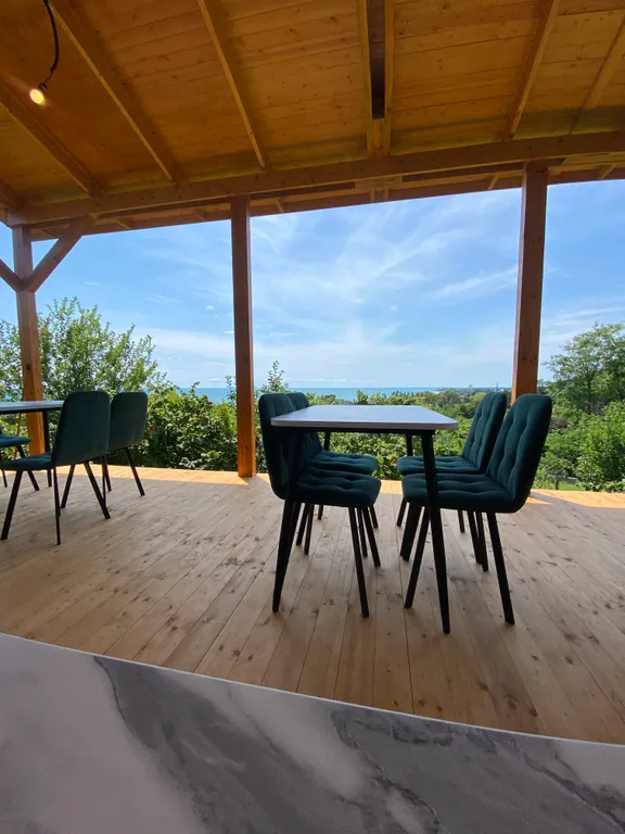 Апартаменты с видом на море