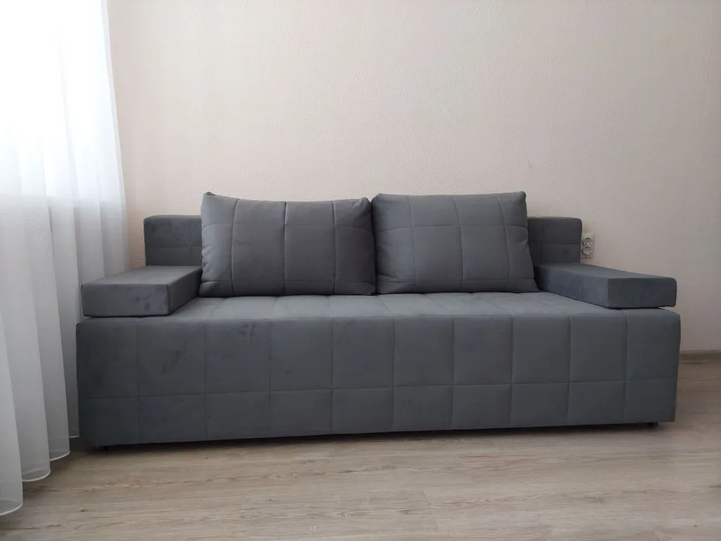 Квартира 1-комнатная Квартира — Кучугуры