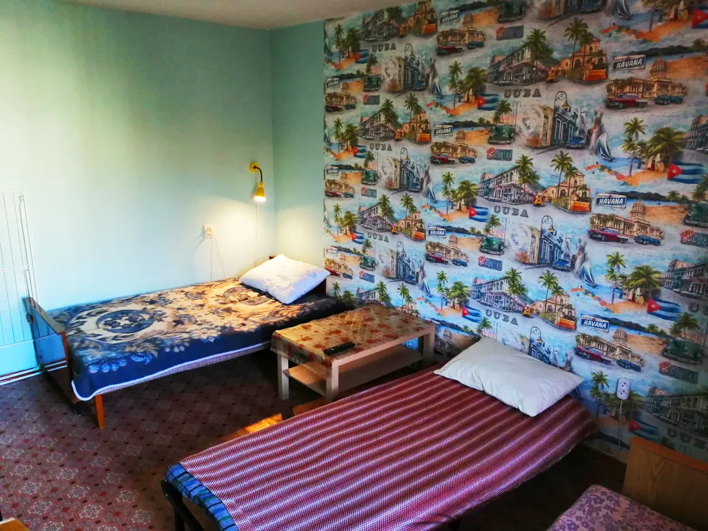 Квартира возле ПНТЗ — аренда посуточно в Первоуральск