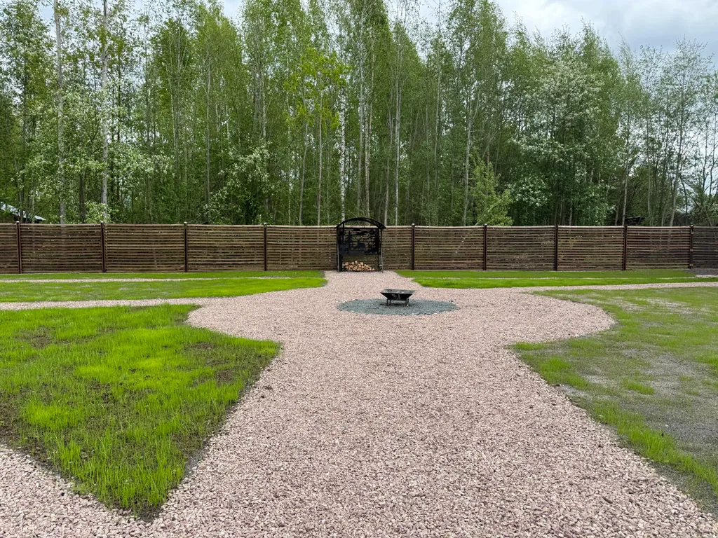 Коттедж 3-комнатный Дом — Деревянное