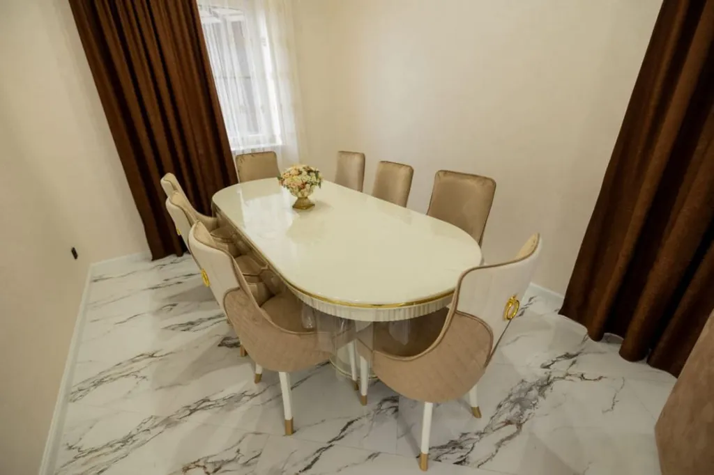 4-комнатный Дом