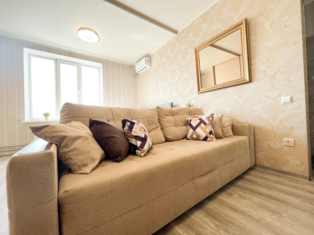 Уютная квартира с камином