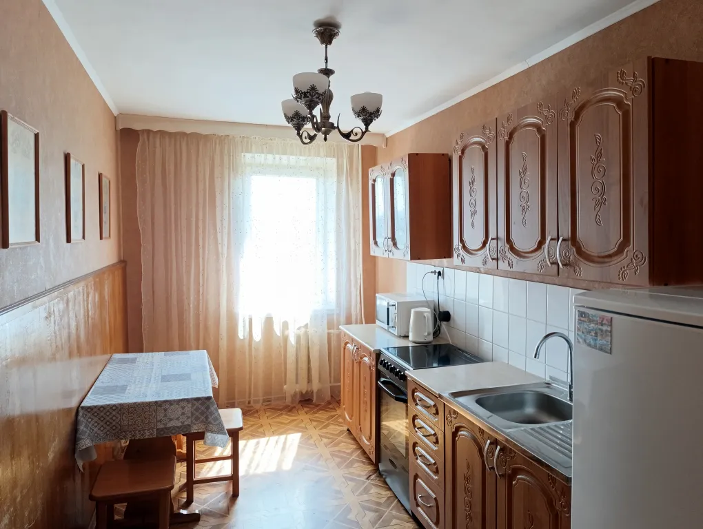 Аэропорт, центр, прямая ветка 4 остановки метро