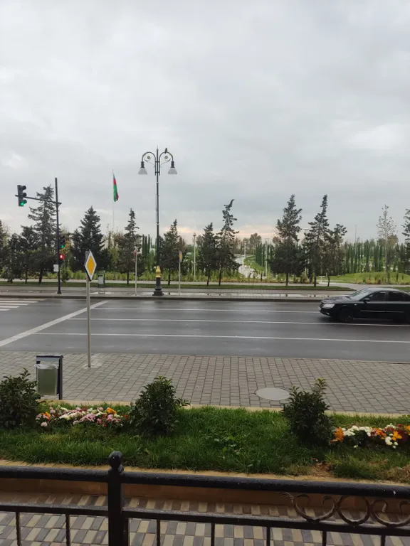 White boulevard apartment