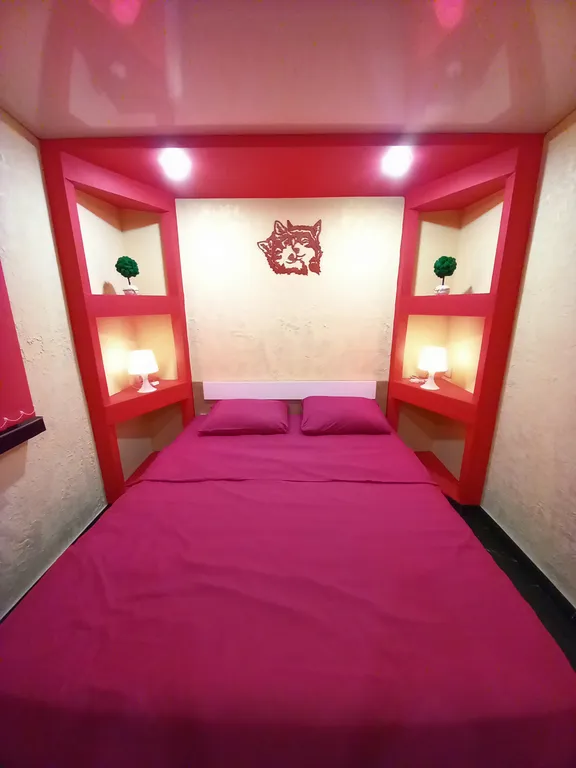 Бесконтактное заселение. Часть дома с отдельным входом и двором.