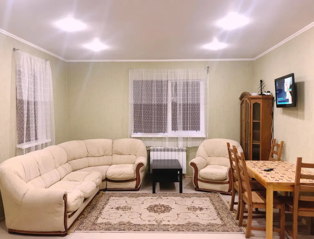 Коттедж Коттедж Комфортная трехкомнатная трёхэтажная квартира центр, 5 минут до моря — Сочи