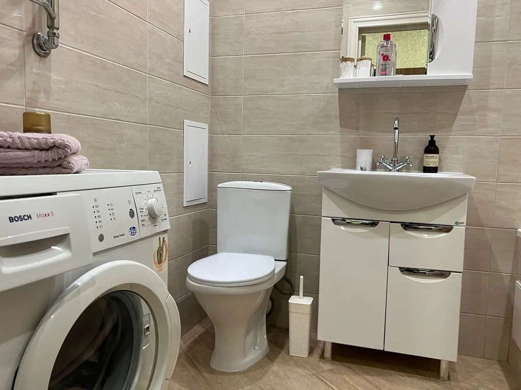 Современная однушка в шаге от жд вокзала