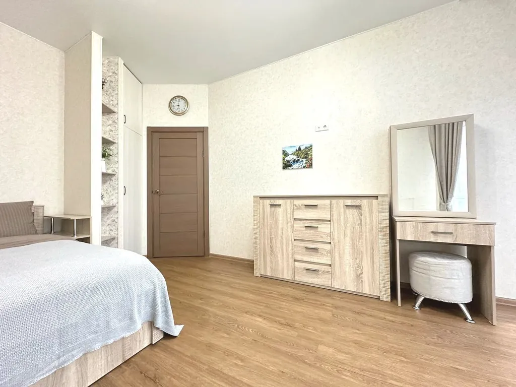 Двухкомнатная квартира на Притомском рядом с Кадетским училищем