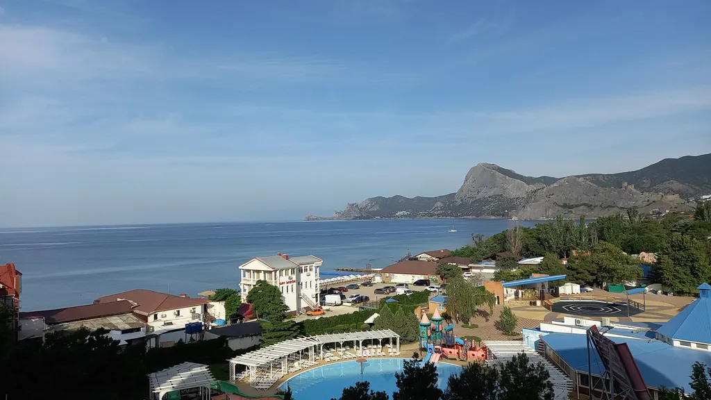 Квартира Апартаменты с видом на море, первая береговая линия — аренда посуточно в Судак