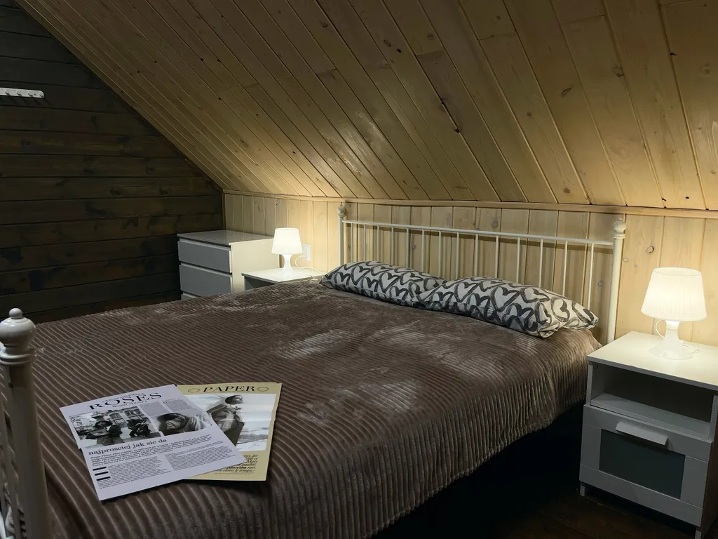 Большой загородный дом