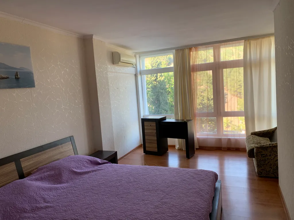 Апартамент в двух уровнях с террасой