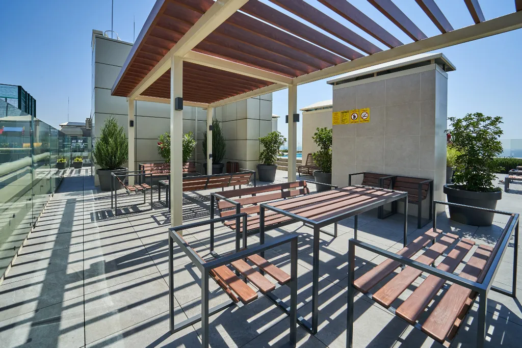 Апартаменты с бассейном в центре Сочи