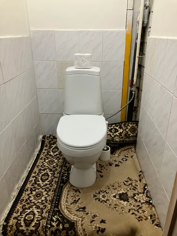 Трёхэтажный коттедж с сауной и бассейном в тихом заливе волги