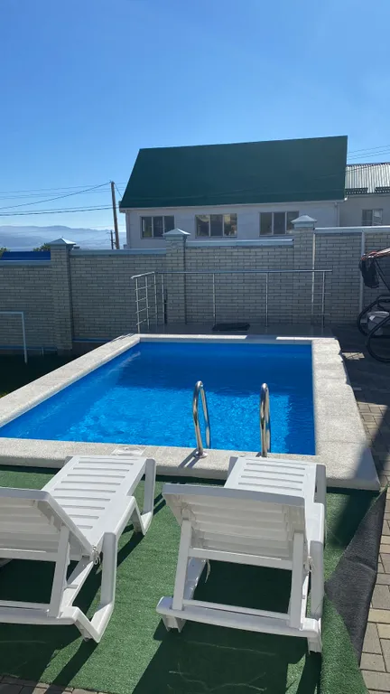 Коттедж Дом с бассейном с подогревом — Новороссийск