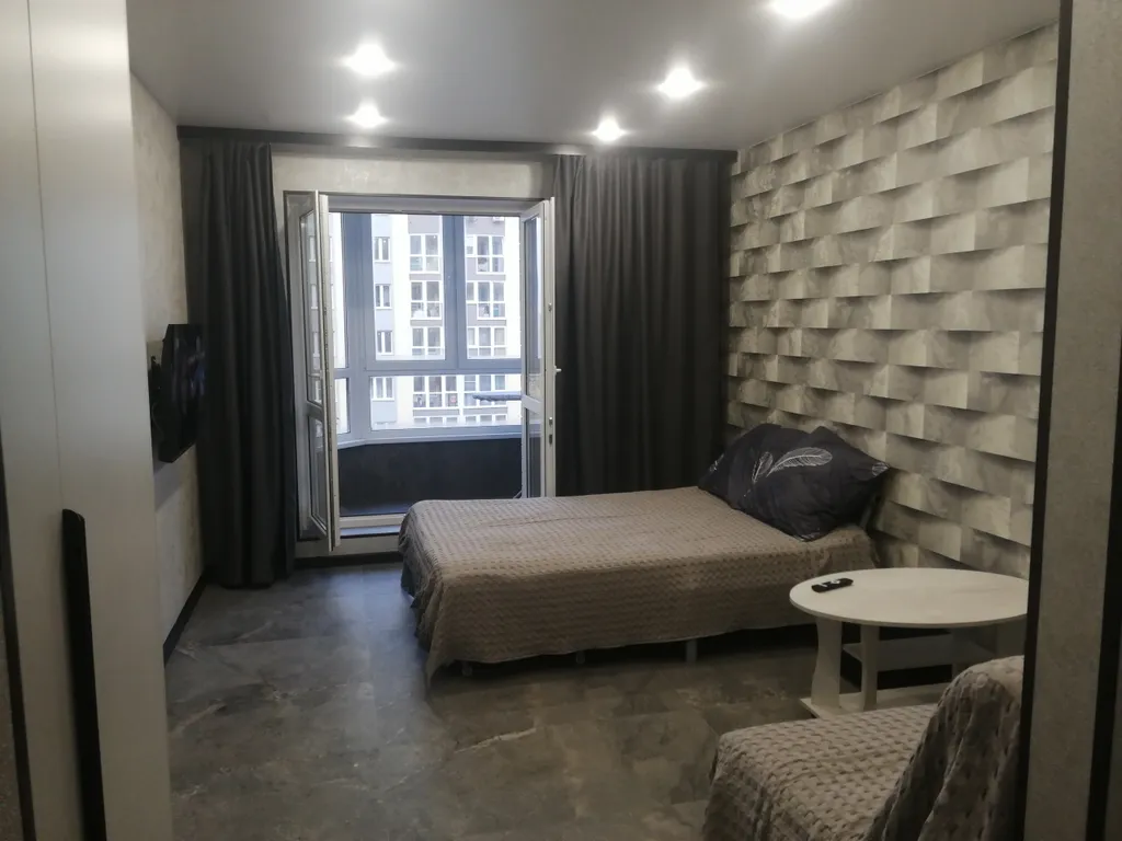 Квартира Современная студия с отдельной кухней в новостройке — аренда посуточно в Владимир