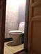 Отдельный туалет в коридоре.