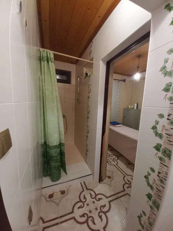 Дом-замок на море