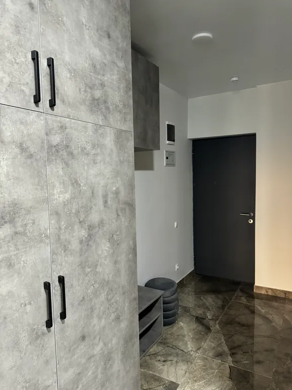 Tropical garden apartments