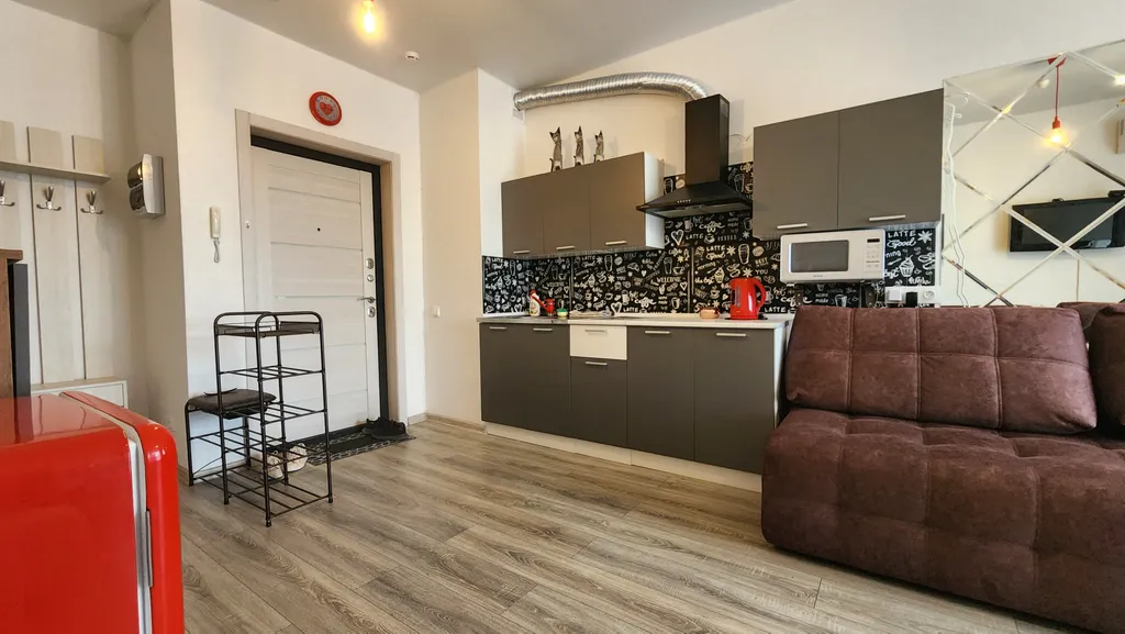 Евродвушка с видом на бассеин