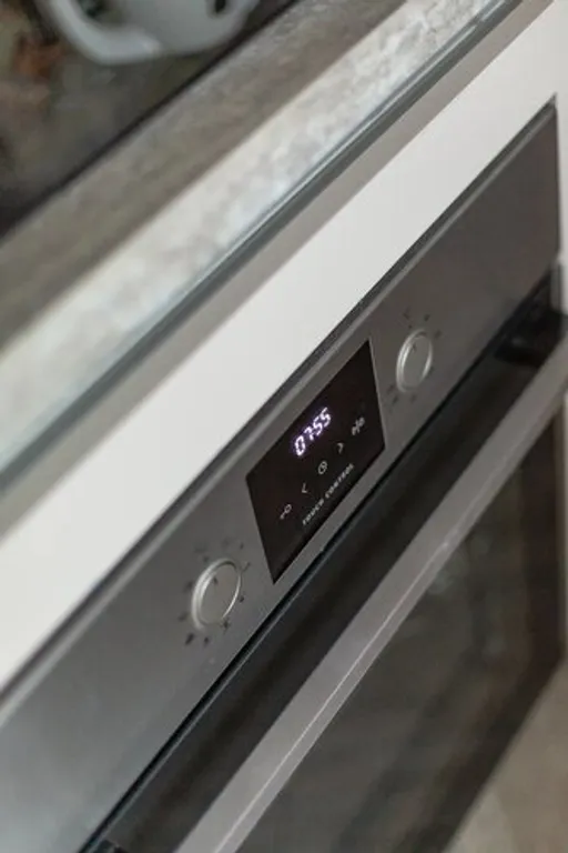 Квартира на набережной с панорамным видом, авторский интерьер, джакузи