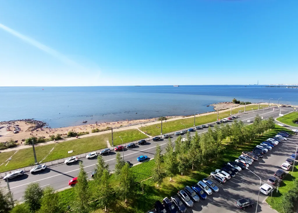 Просторные апартаменты с видом на Финский залив