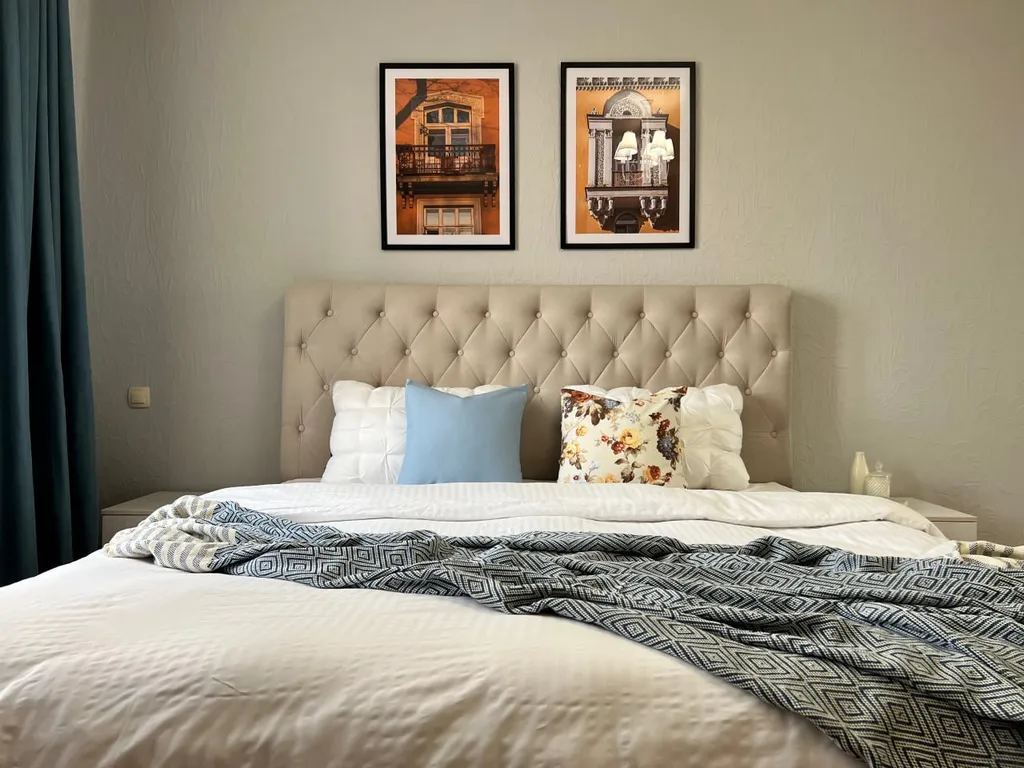 Уютная квартира с прекрасными видами в центре Алматы