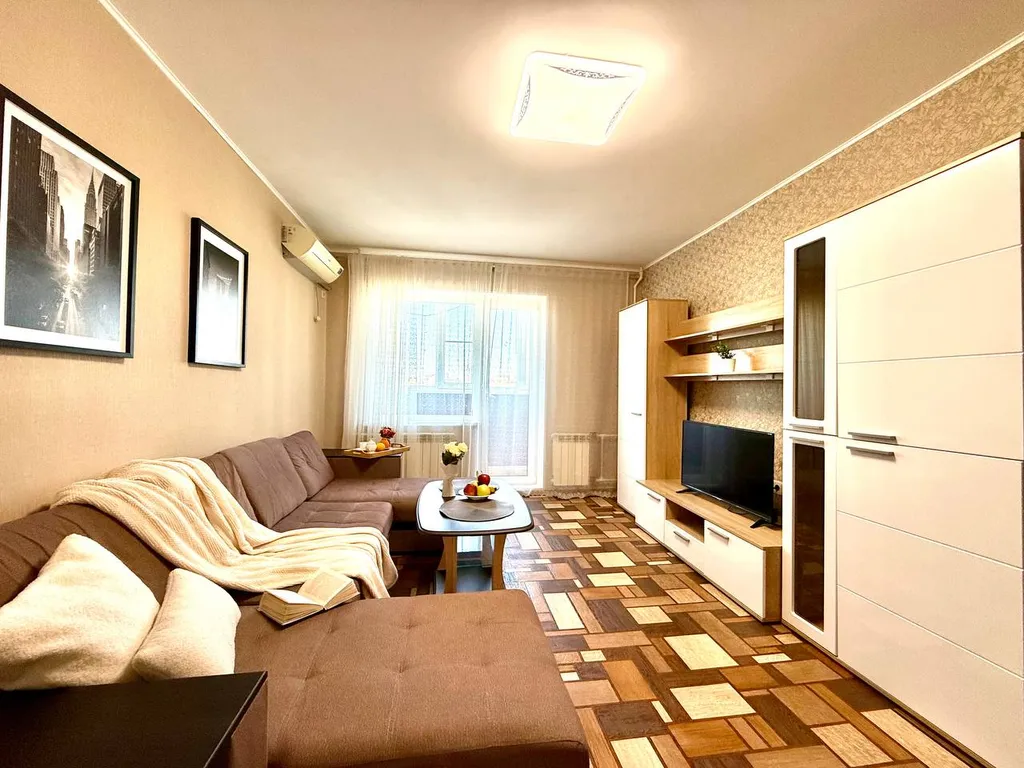 4-комнатная Квартира