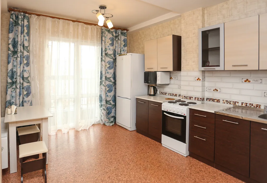 Теплая и уютная квартира в тихом ЖК Зеленые горки — аренда посуточно в Томск