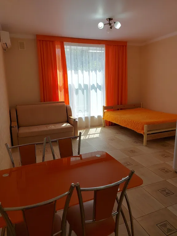 Квартира Комната — аренда посуточно в Ейск