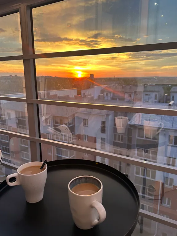 Видовая четырехкомнатная квартира в расширенном центре