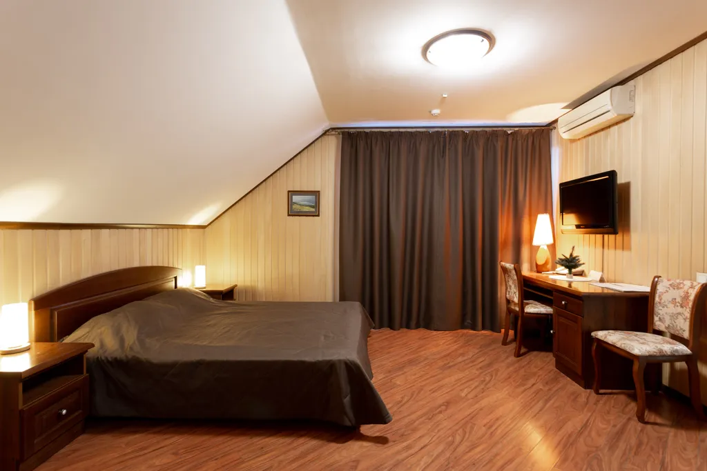 Дом с бассейном и баней для уединенного отдыха