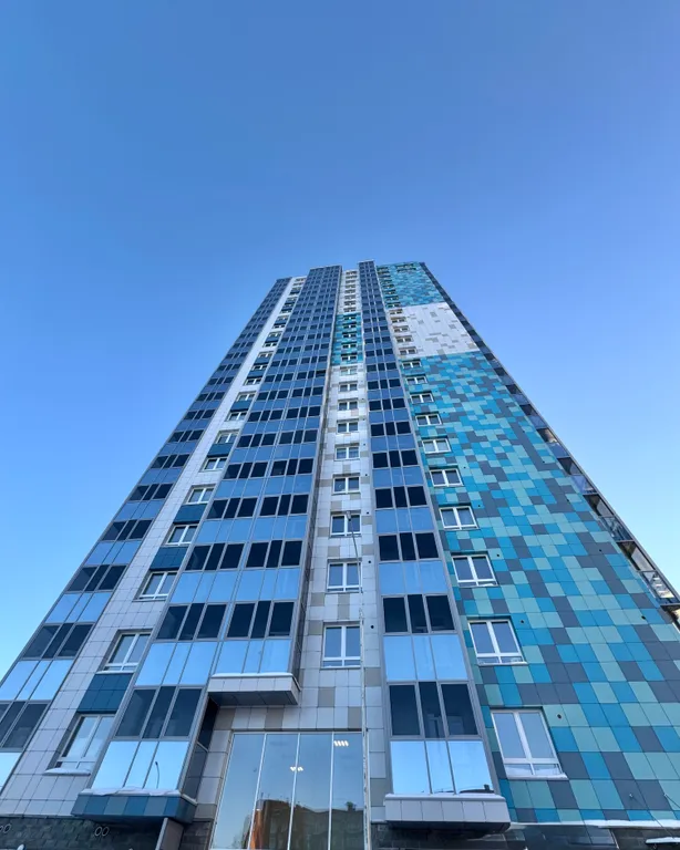 Стильная евродвушка с шикарными видами на город с 22 этажа