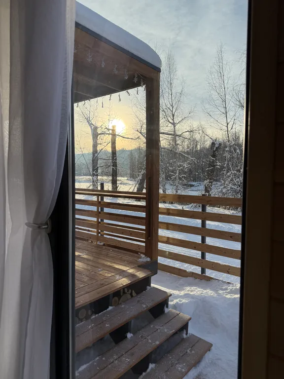 Панорамный дом с видом на реку