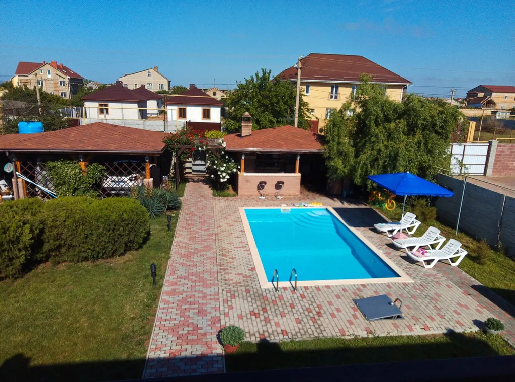 7-комнатный Дом