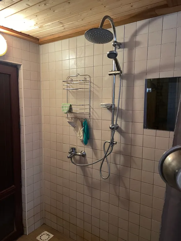 Летний гостевой домик у моря для семьи или компании