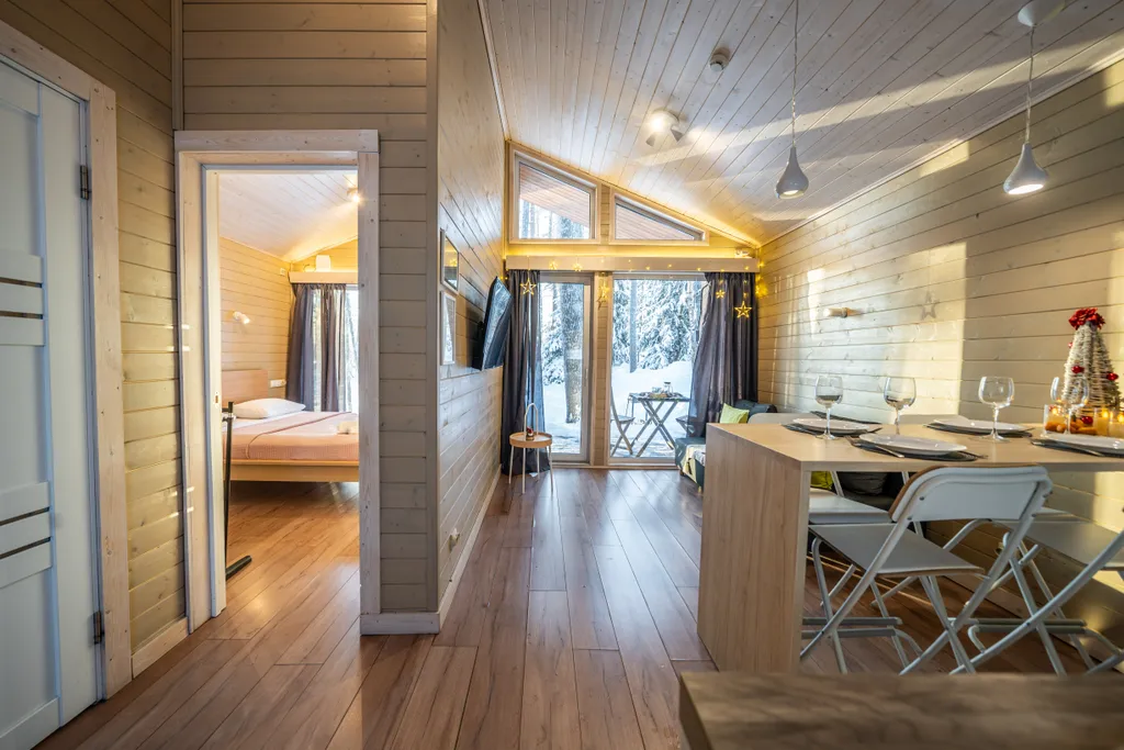 Домик с видом на лес