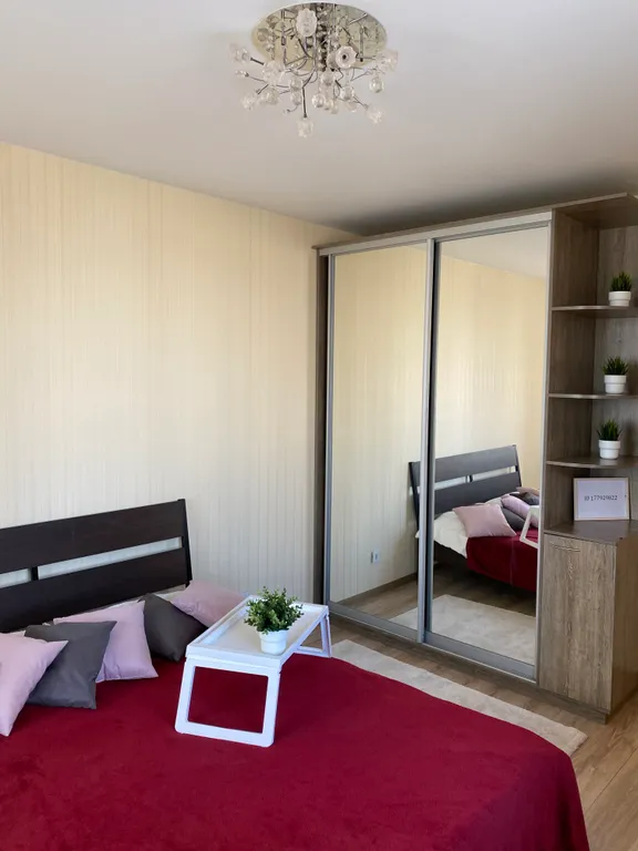 Просторная двухкомнатная квартира в центре