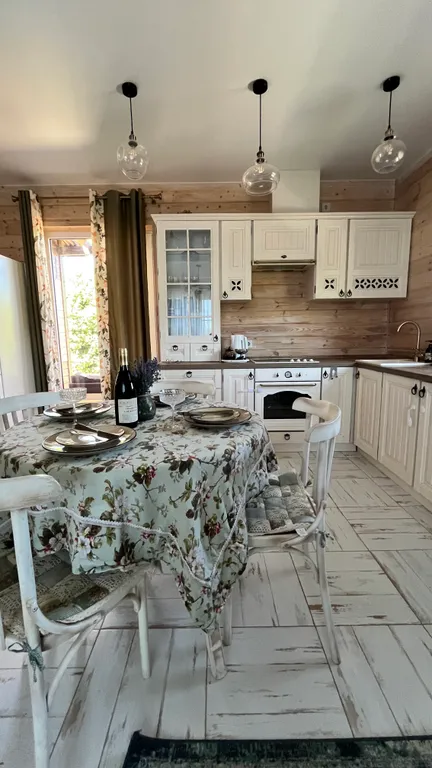 Уютная дача с видом на горы