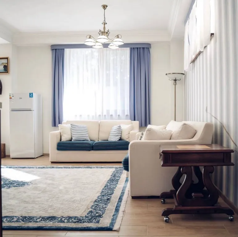 Апартаменты на первой линии Севастополь (Любимовка)