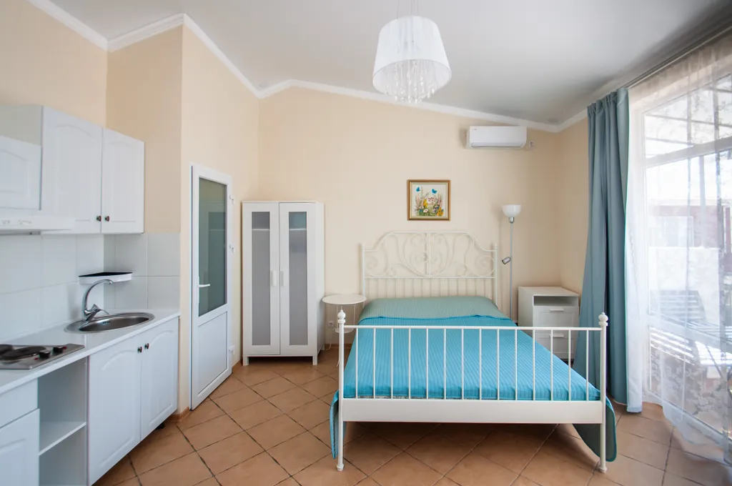 Студия с балконом астра 6