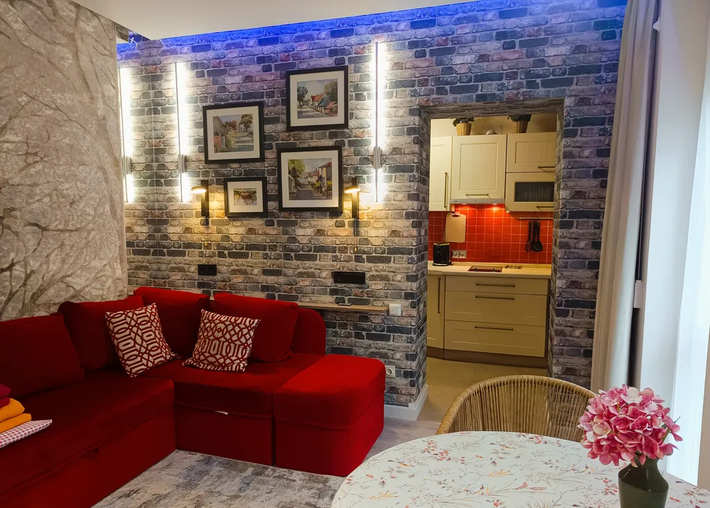 Студия Red в центре у моря