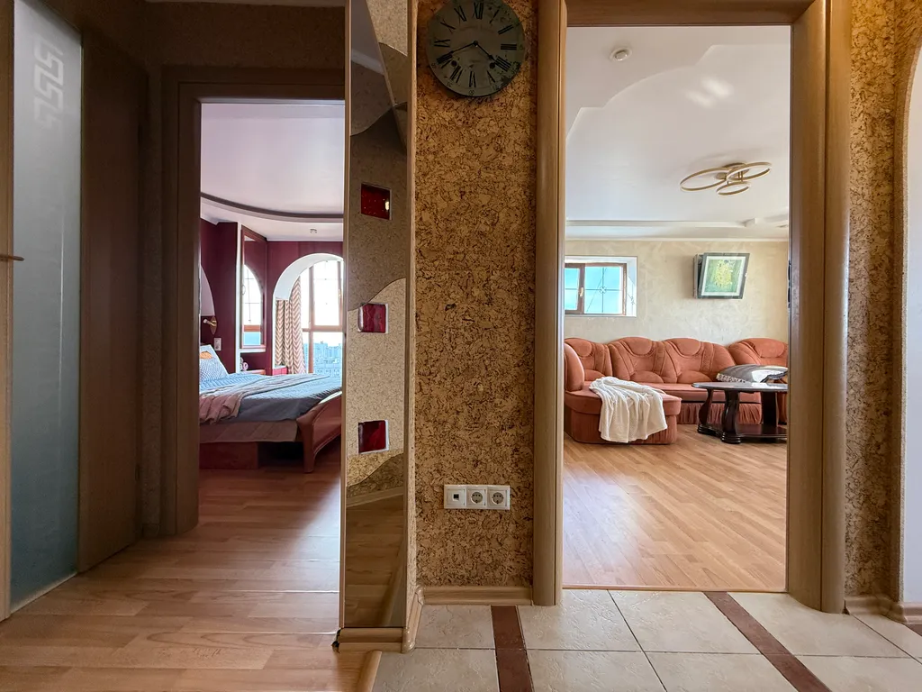 Рядом парк Победы Херсонес не берем оплату за уборку