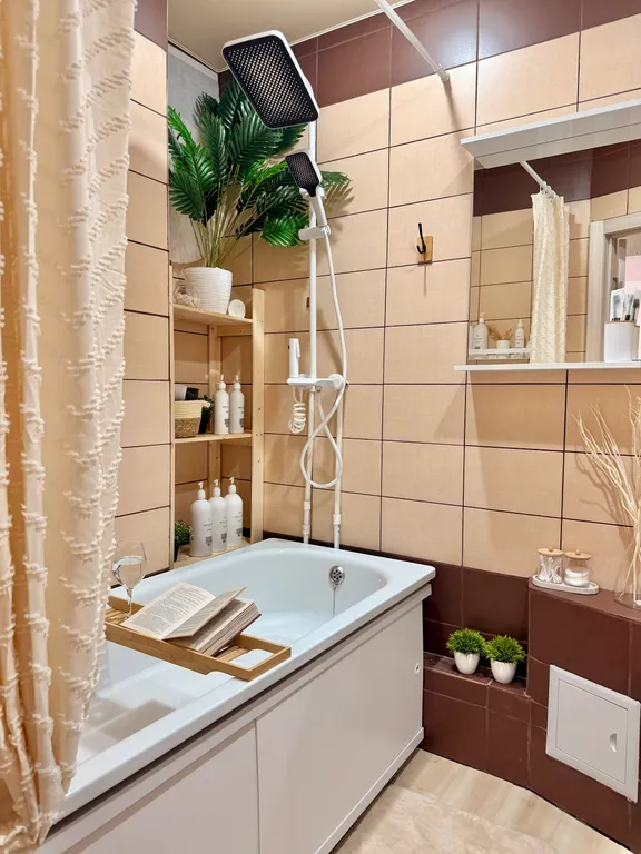 Светлая квартира на въезде в город