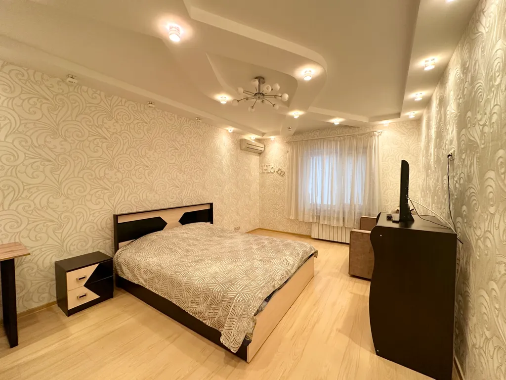 Квартира Отличная большая квартира с гардеробной около ТЦ Кредо — Тверь