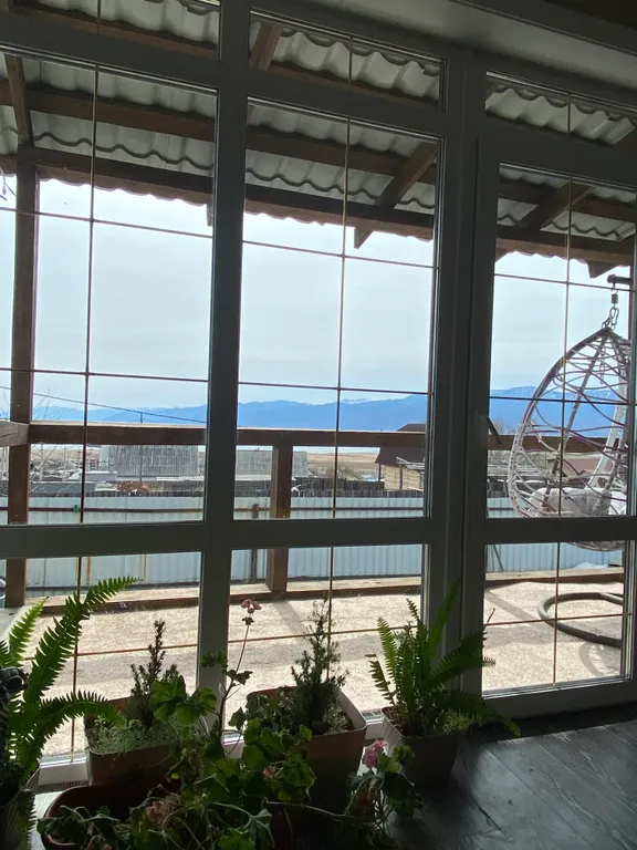 Дом на Байкале с охотничьим домиком на территории