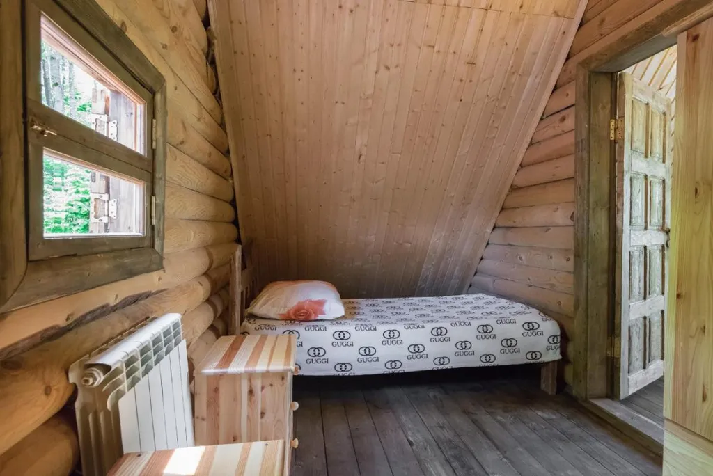 Пятиместный домик с банькой