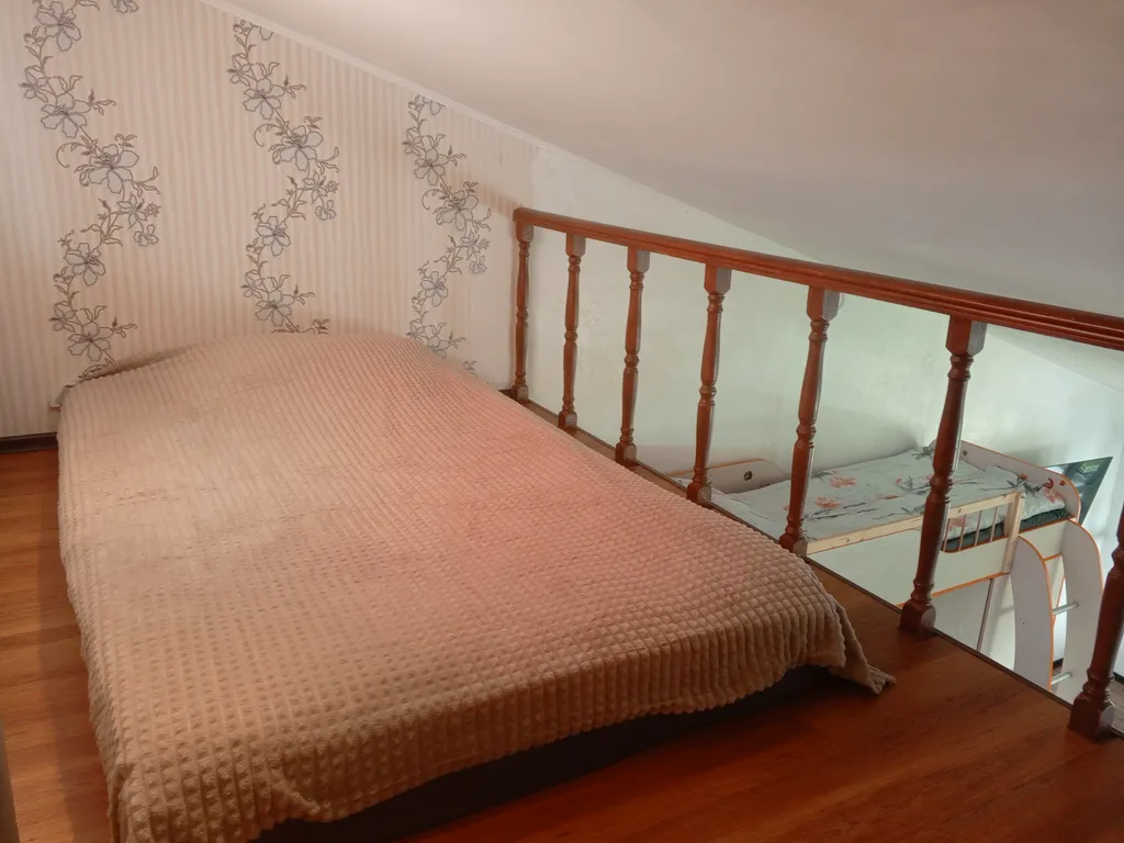 Необычная квартира-мансарда рядом с парком Монрепо