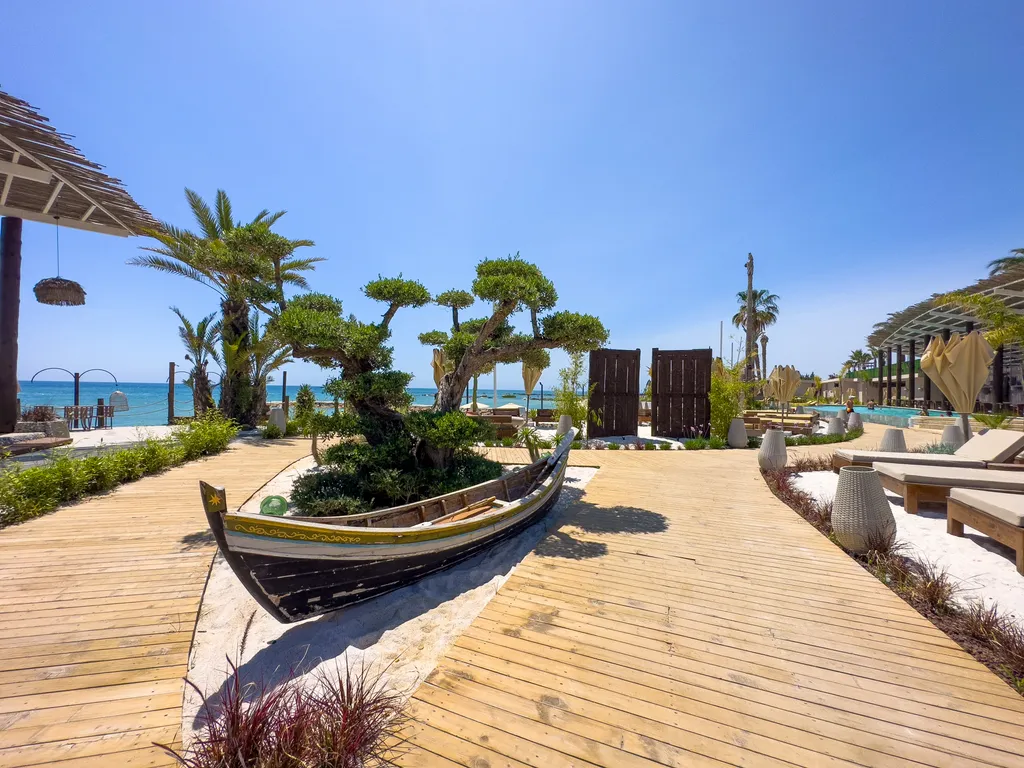 Стильный апартамент в отельном комплексе Azura World В