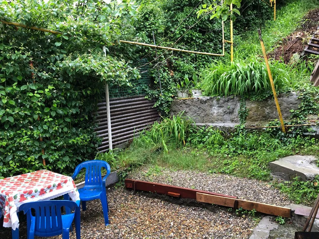 Уютная комната для троих человек с кондиционером