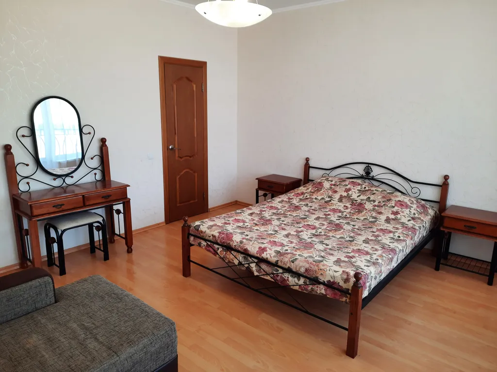 Двухуровневый номер для большой семьи